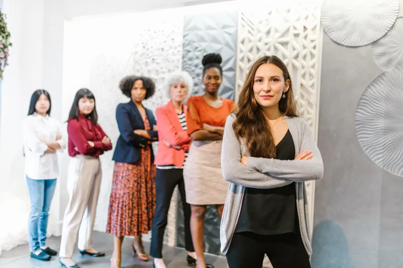 The Quiet Authority: Why Stepping Back Is the Most Powerful Move a Leader Can Make